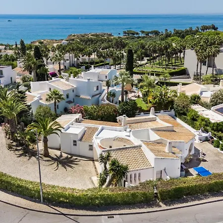Villa The House By Algarve Holidays Albufeira