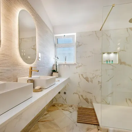 빌라 The House By Algarve Holidays *